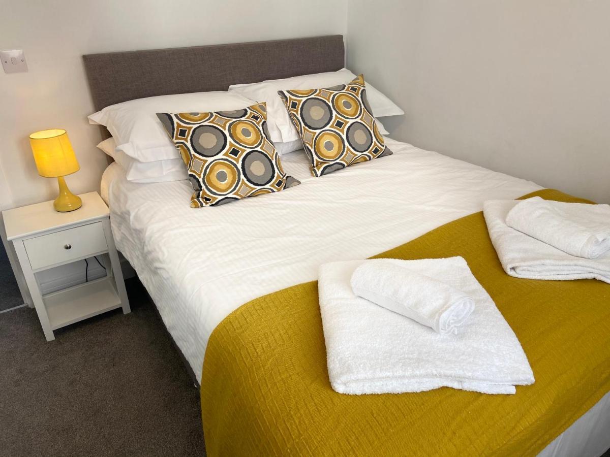 Byron, 7 Apartment *